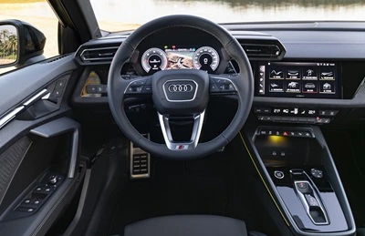 Инструментален панел на Audi A3