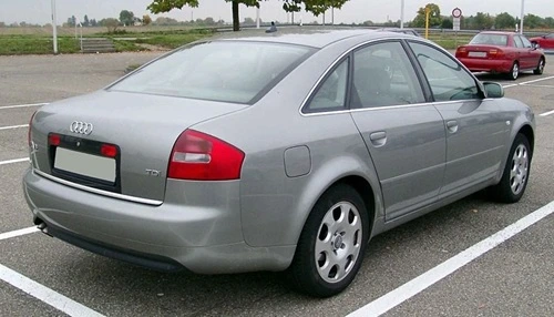 Audi A6 поколение C5